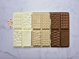 Molde silicona 12 chocolatines